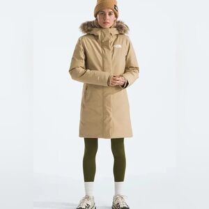 THE NORTH FACE Women's Arctic Parka Color: Khaki Stone XXL